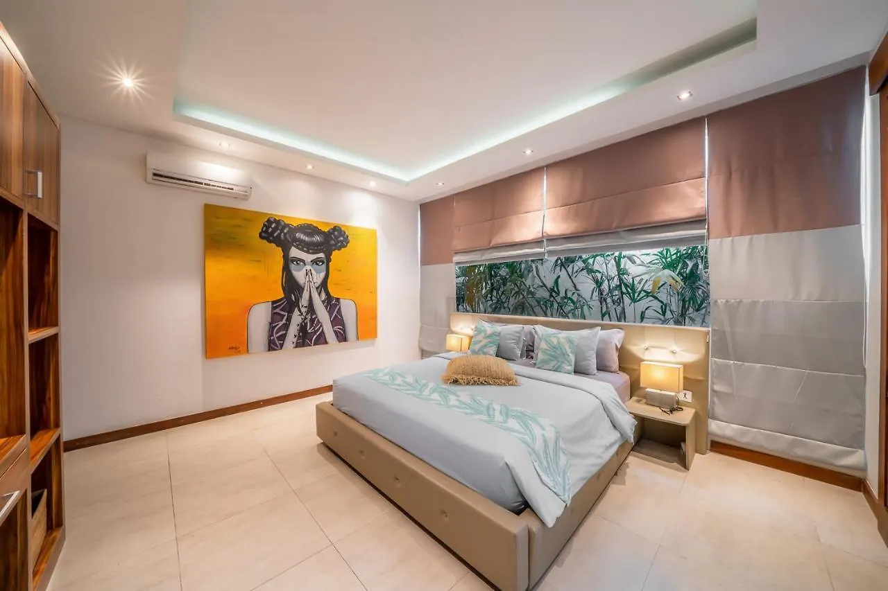 Villa Cuatro : Amazing 3Br Villa In Seminyak - Perfect Location