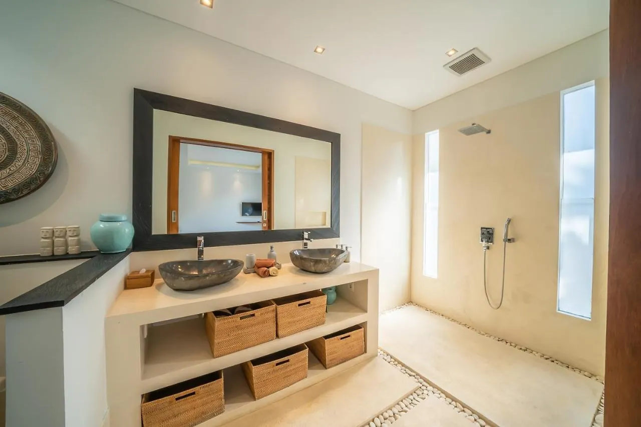 Villa Cuatro : Amazing 3Br Villa In Seminyak - Perfect Location Indonesia