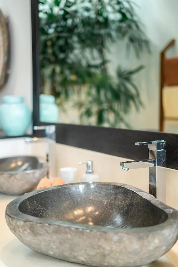 Villa Cuatro : Amazing 3Br Villa In Seminyak - Perfect Location