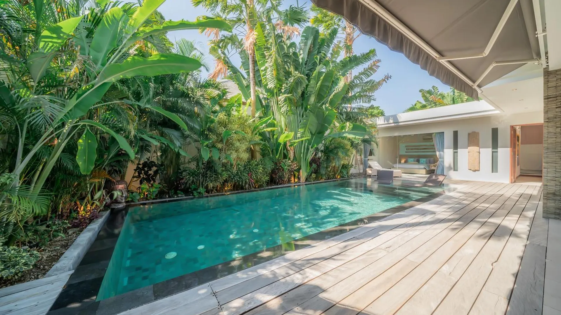 Villa Cuatro : Amazing 3Br Villa In Seminyak - Perfect Location